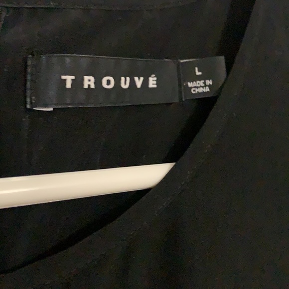 Sleeveless, short romper - Picture 7 of 10